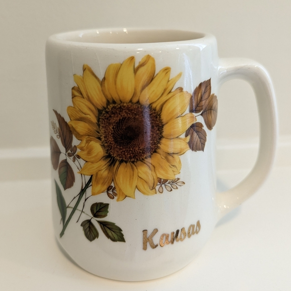 Vintage Sunflower Kansas Ceramic Mug